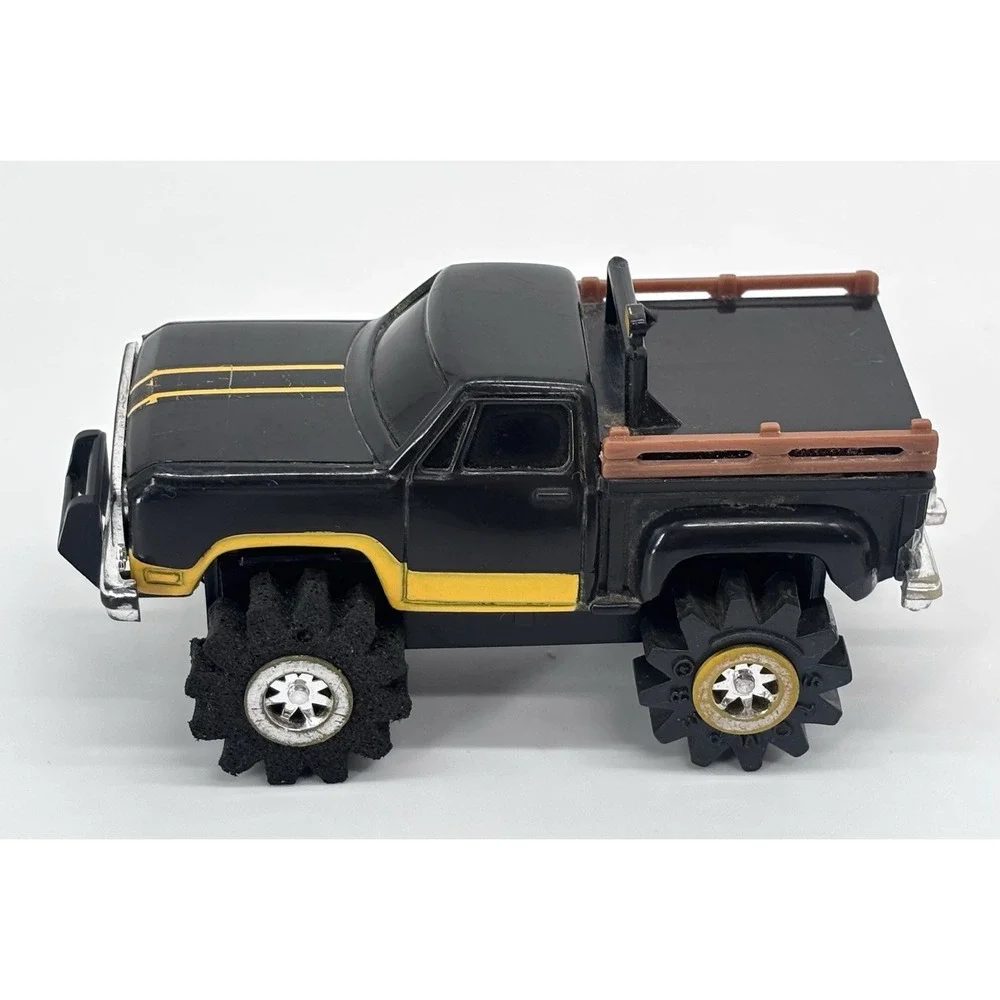 Vintage Schaper Stomper 4x4 1st Gen Side Clip Dodge Ram Power Wagon Pickup